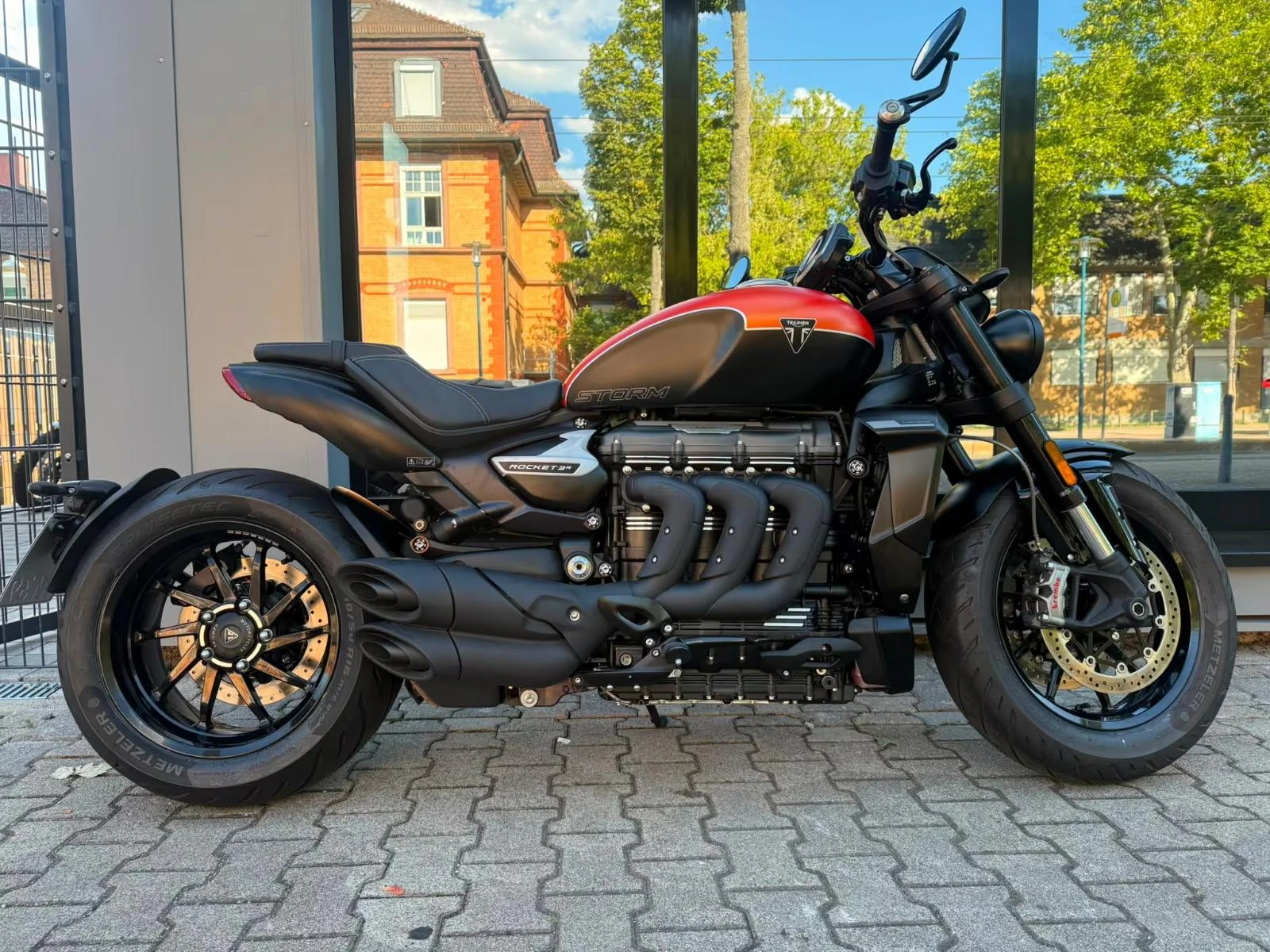 Triumph Rocket 3 Storm R, 2458 ccm., 182 к.с., 2026, , снимка 1 - Мотоциклети и мототехника - 55804174