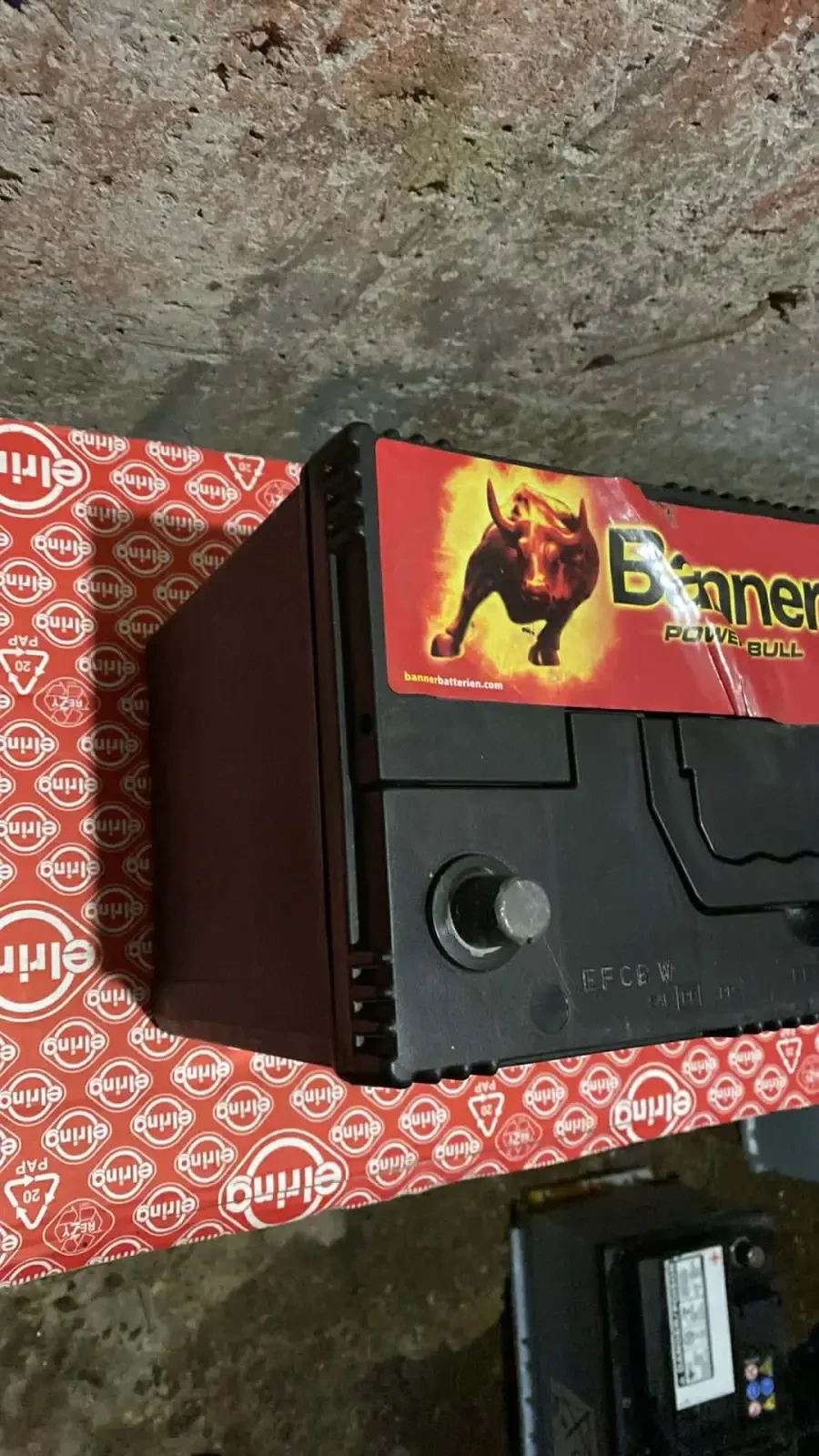 ����� ��� ���������� Banner/����� 95 ���/� ������� R+ � �������� | Mobile.bg � ����������� 2