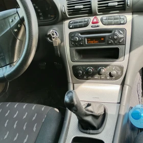 Mercedes-Benz C 220, снимка 7