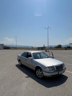 Mercedes-Benz C 220, снимка 1