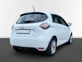 Обява за продажба на Renault Zoe 52kWh_Камера_Пред/Зад.пактр_SoH 97%_Безж.зар ~29 490 лв. - изображение 1