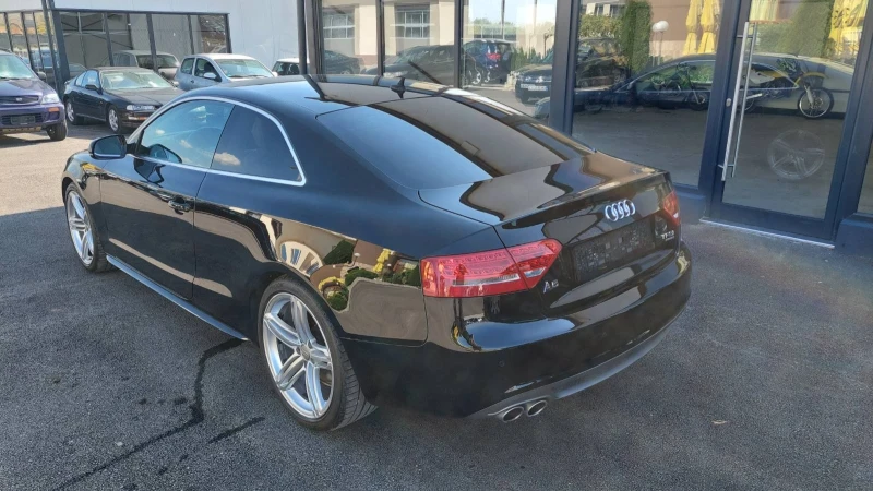 Audi A5 2.0 tfsi газов инжекцион, снимка 4 - Автомобили и джипове - 47432110