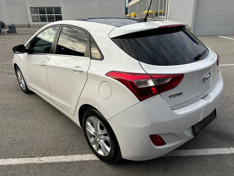 Hyundai I30 1.6i SWISS, снимка 3 - Автомобили и джипове - 48118041