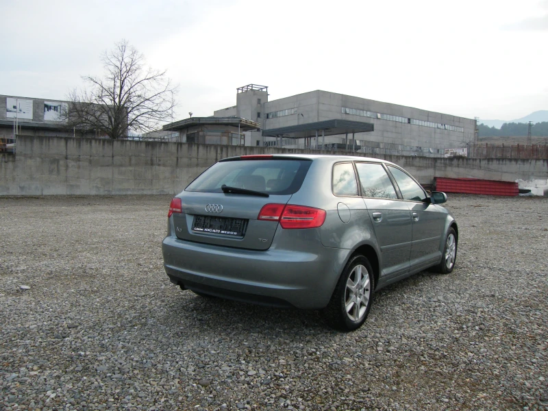 Audi A3 2.0TDI, снимка 4 - Автомобили и джипове - 48426001