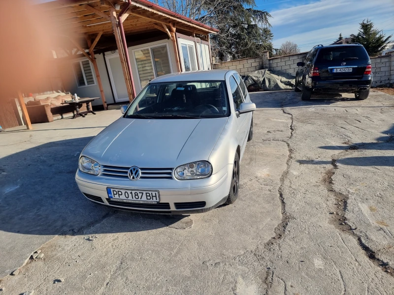 VW Golf, снимка 2 - Автомобили и джипове - 48449235