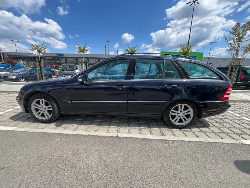Mercedes-Benz C 320 4 matic, снимка 2 - Автомобили и джипове - 52502457