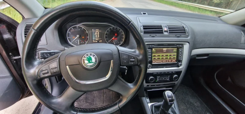 Skoda Octavia 1.2TSI Промоция , снимка 15 - Автомобили и джипове - 52549872