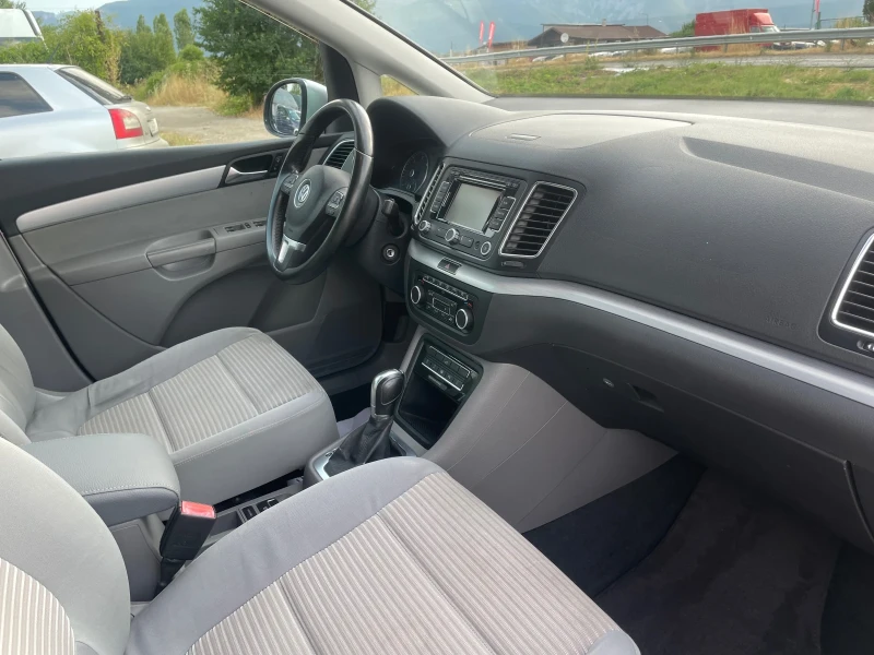 VW Sharan 2.0TDI-NAVI-KAMERA-7m-ITALIA, снимка 5 - Автомобили и джипове - 51174650