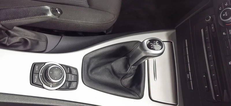 BMW 318, снимка 9 - Автомобили и джипове - 52906800