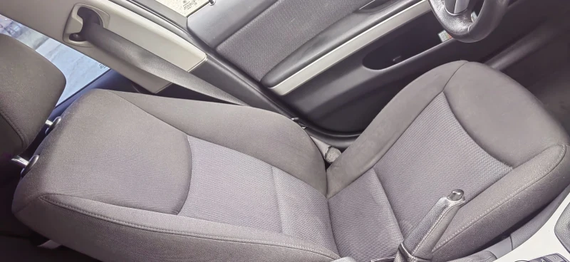 BMW 318, снимка 13 - Автомобили и джипове - 52906800