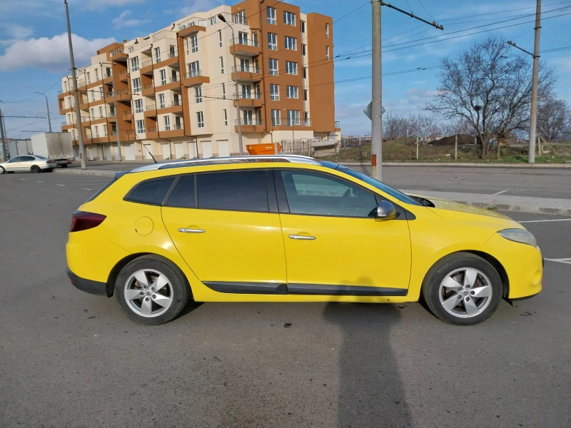 Renault Megane 1.5dci, снимка 8 - Автомобили и джипове - 51933174