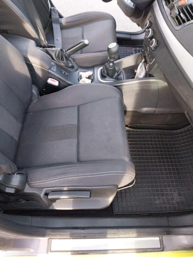 Renault Megane 1.5dci, снимка 11 - Автомобили и джипове - 51933174