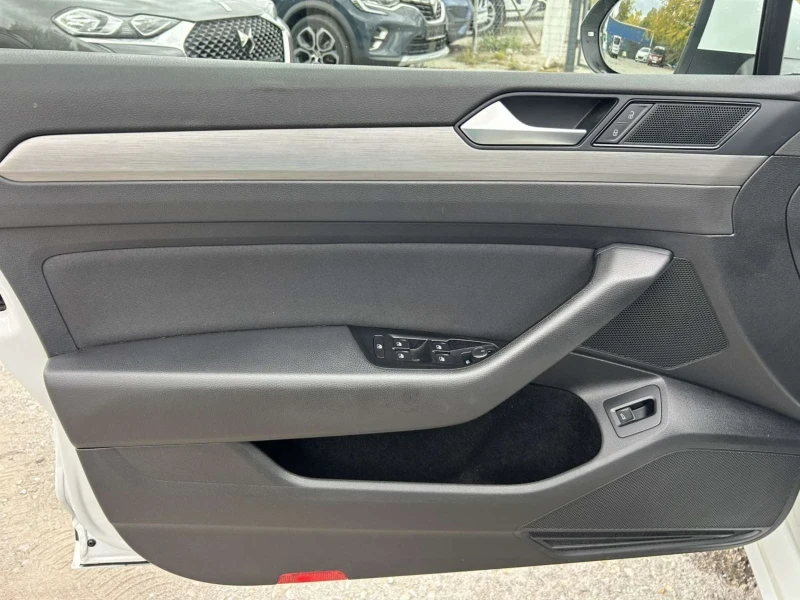 VW Passat 2.0 TDI 150 * DSG * ACC * NAVI * FULL LED * EURO 6, снимка 7 - Автомобили и джипове - 52113805