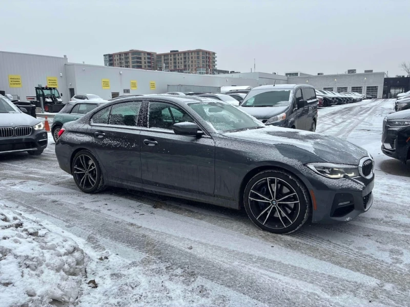 BMW 330 * 330i xDrive * CARFAX * ЦЕНА ДО БГ, снимка 4 - Автомобили и джипове - 52859879