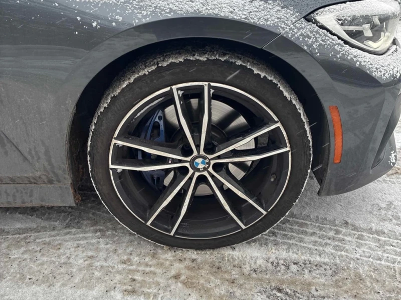 BMW 330 * 330i xDrive * CARFAX * ЦЕНА ДО БГ, снимка 10 - Автомобили и джипове - 52859879