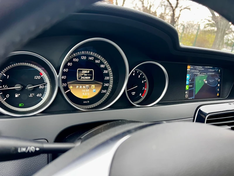 Mercedes-Benz C 180  BlueEFFICIENCY, снимка 17 - Автомобили и джипове - 52875880