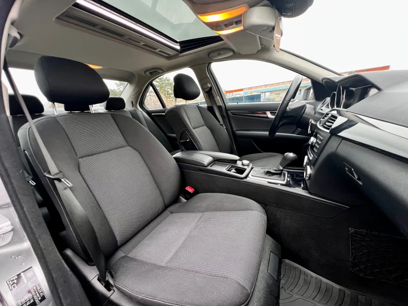 Mercedes-Benz C 180  BlueEFFICIENCY, снимка 15 - Автомобили и джипове - 52875880