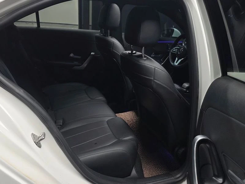Mercedes-Benz A 220 A220 Sedan| 190�.�. | Mobile.bg � ����������� 12