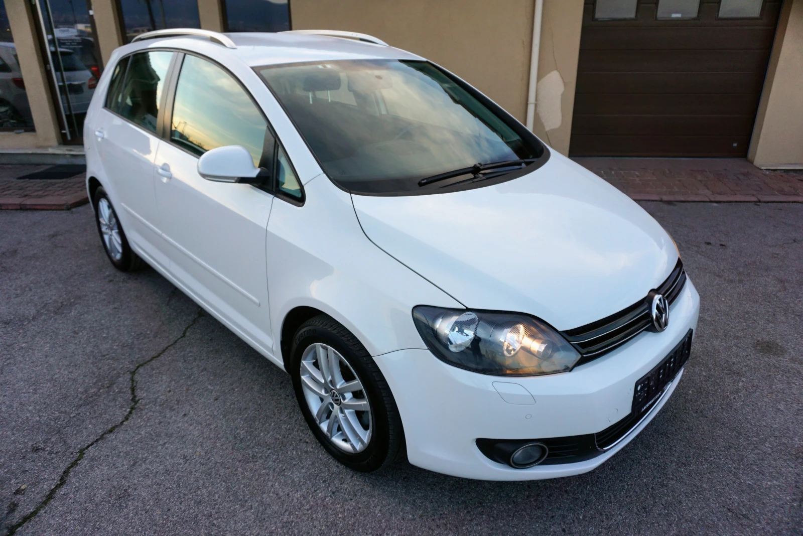 VW Golf Plus 1.6TDI HIGHLINE - изображение 2