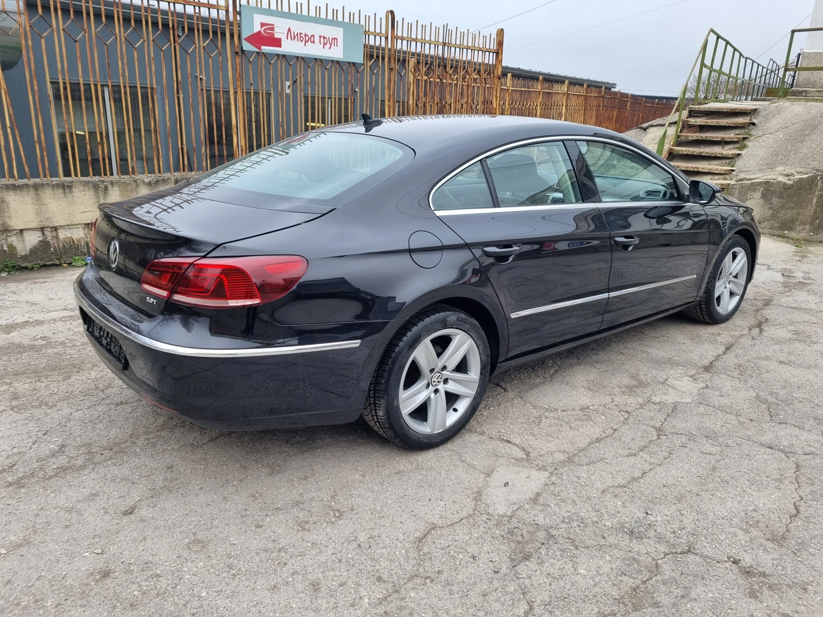 VW Passat 2.0T quattro - изображение 6