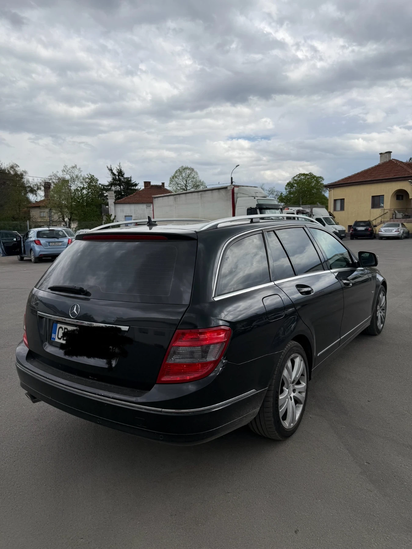 Mercedes-Benz C 200  - изображение 5