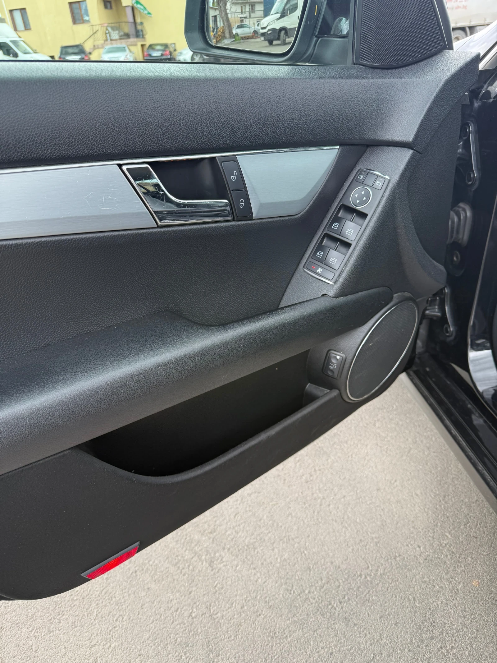 Mercedes-Benz C 200 | Mobile.bg � ����������� 16