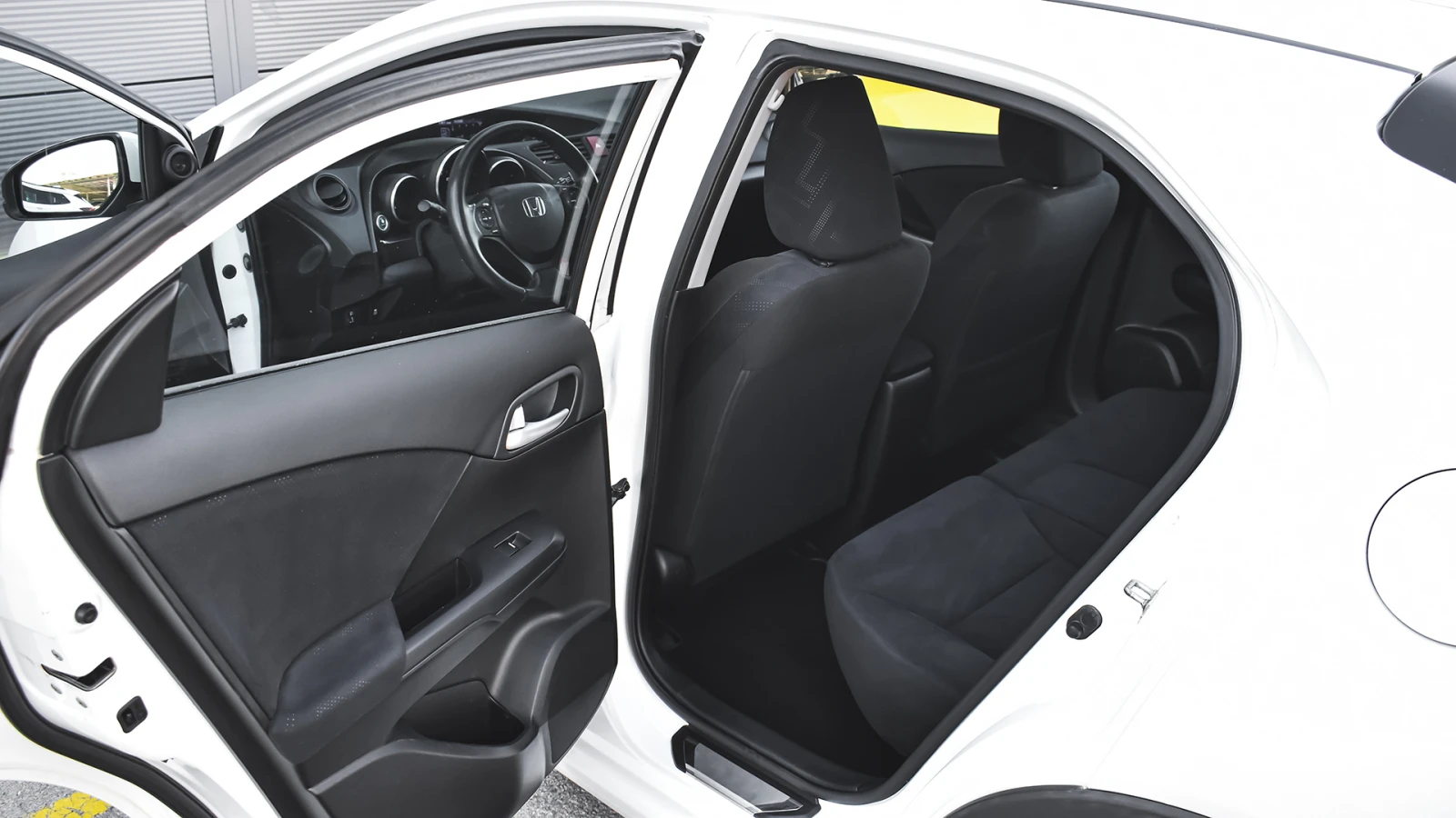 Honda Civic 1.8 i-VTEC - изображение 9