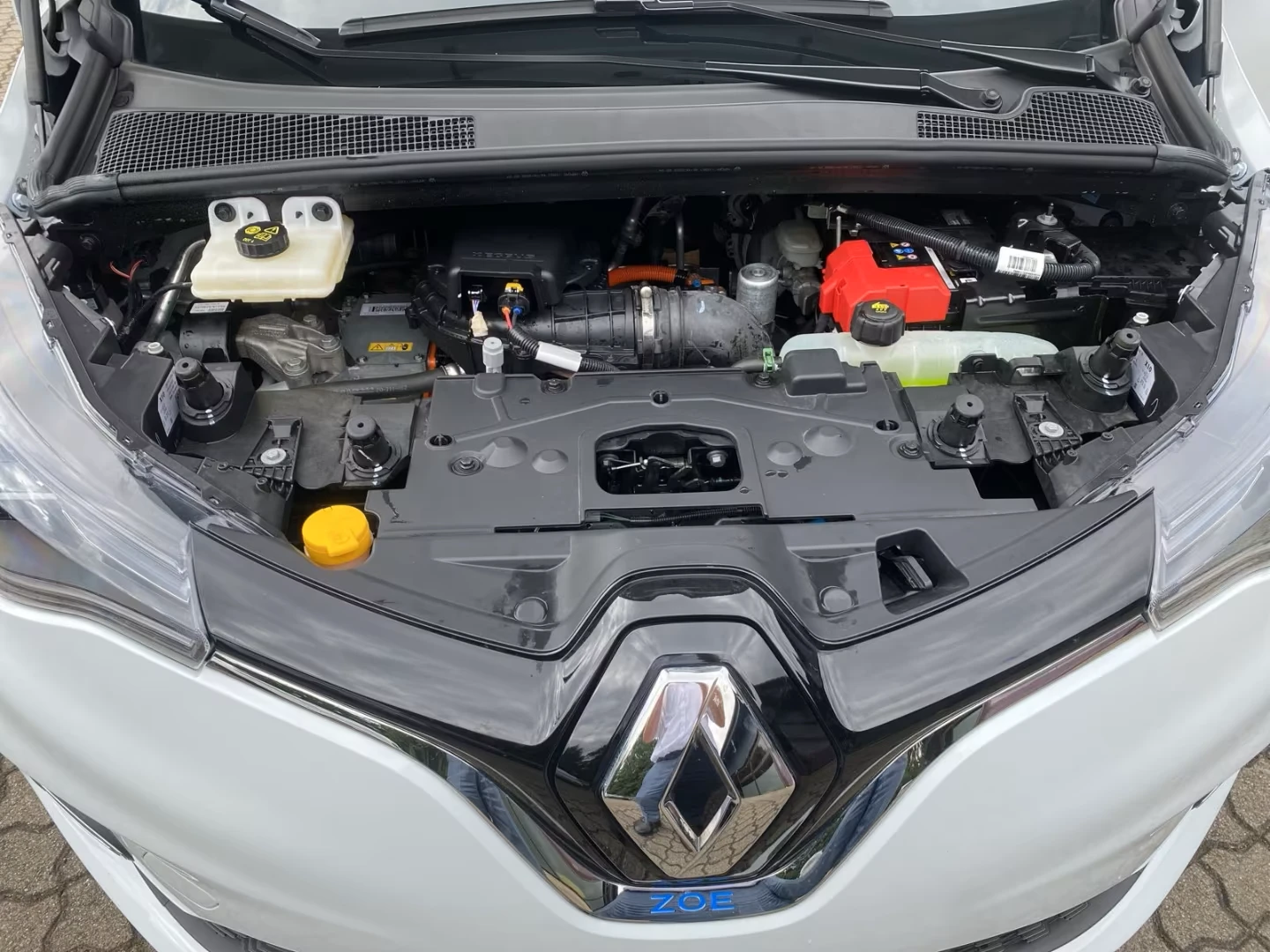 Renault Zoe 52kWh_Камера_Пред/Зад.пактр_SoH 97%_Безж.зар - изображение 9