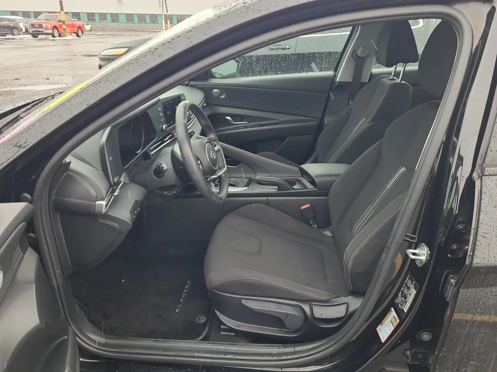 Hyundai Elantra * CARFAX * БЕЗ ПЪРВОНАЧАЛНА ВНОСКА - изображение 5