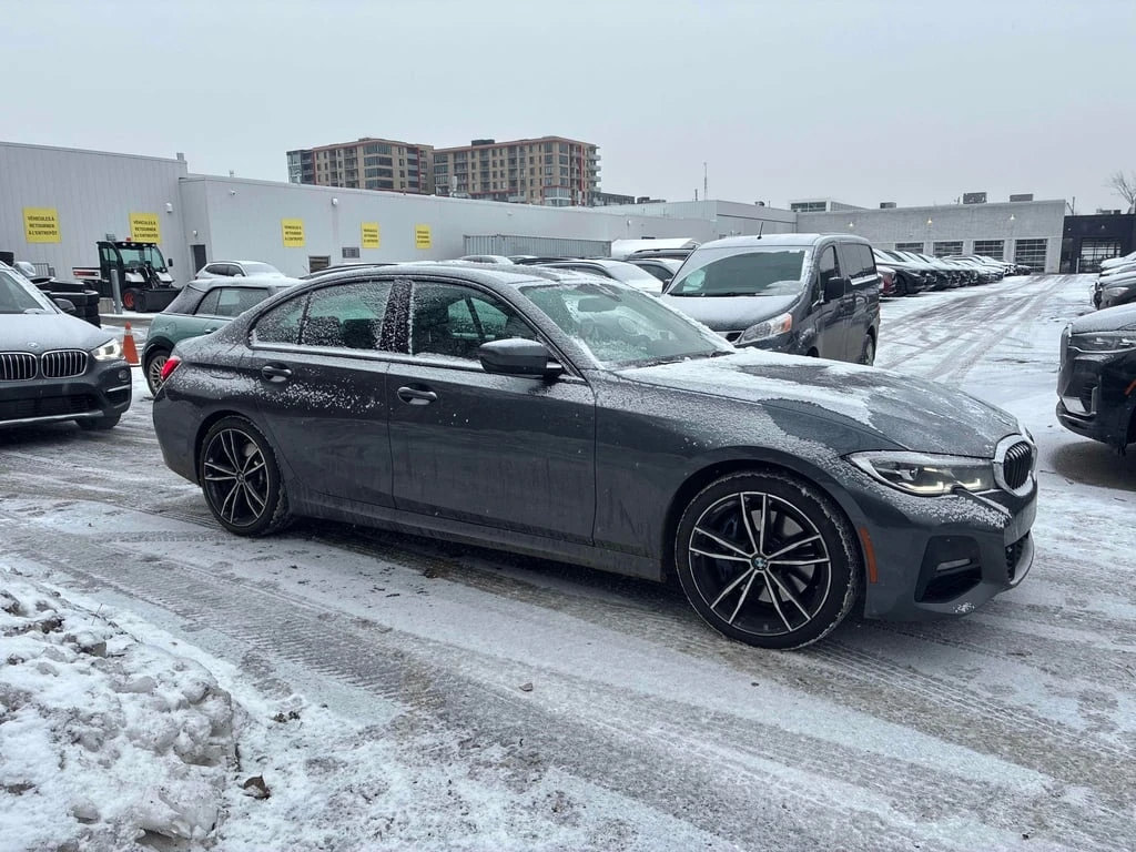 BMW 330 * 330i xDrive * CARFAX * ЦЕНА ДО БГ - изображение 4