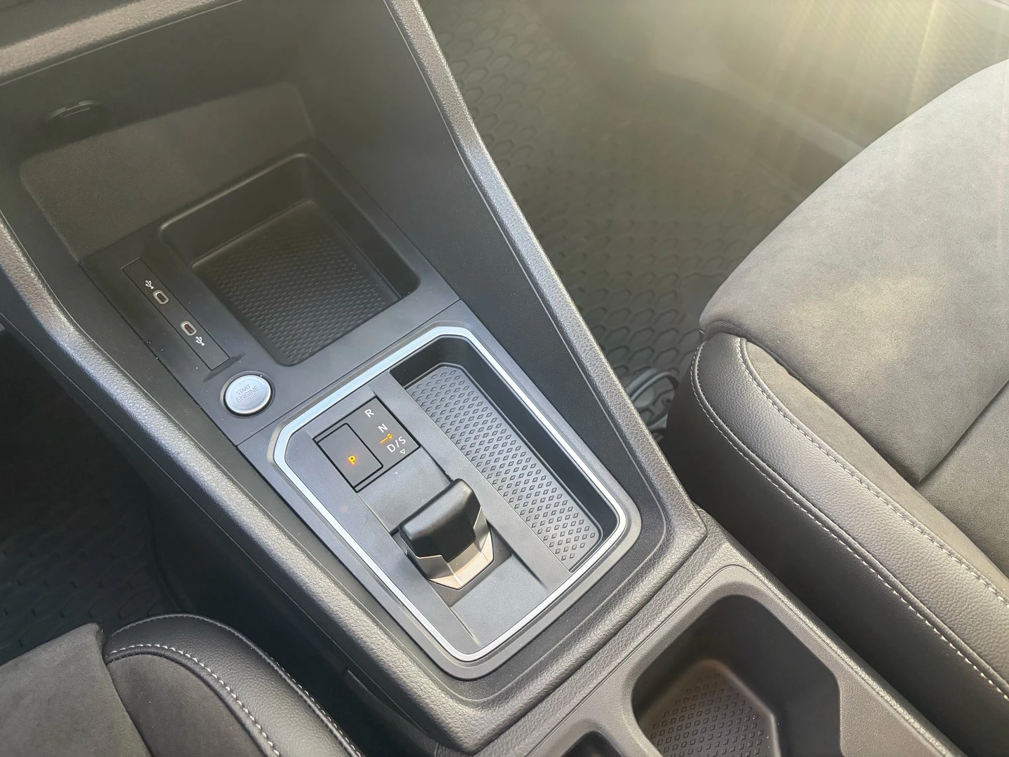 VW Caddy Style Maxi eHybrid 7 ����� | Mobile.bg � ����������� 12