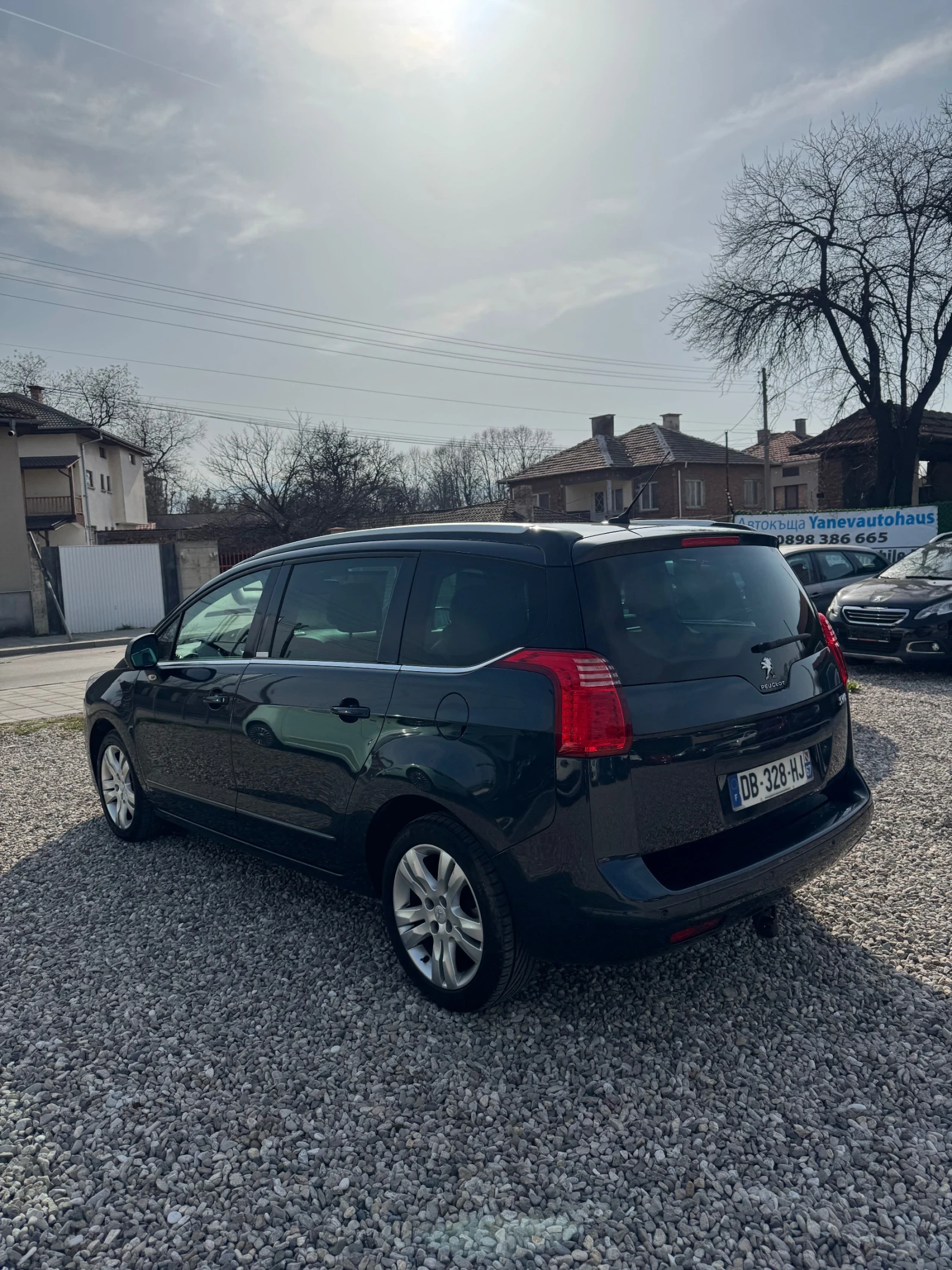 Peugeot 5008 Millesim 200 / Кожа / Подгрев / Дистроник  - изображение 3