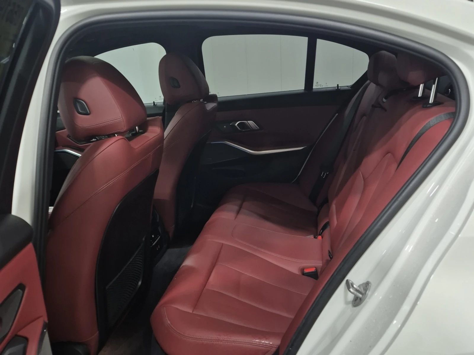 BMW 330 xDrive * * CARFAX * * АВТО КРЕДИТ * *  - изображение 8