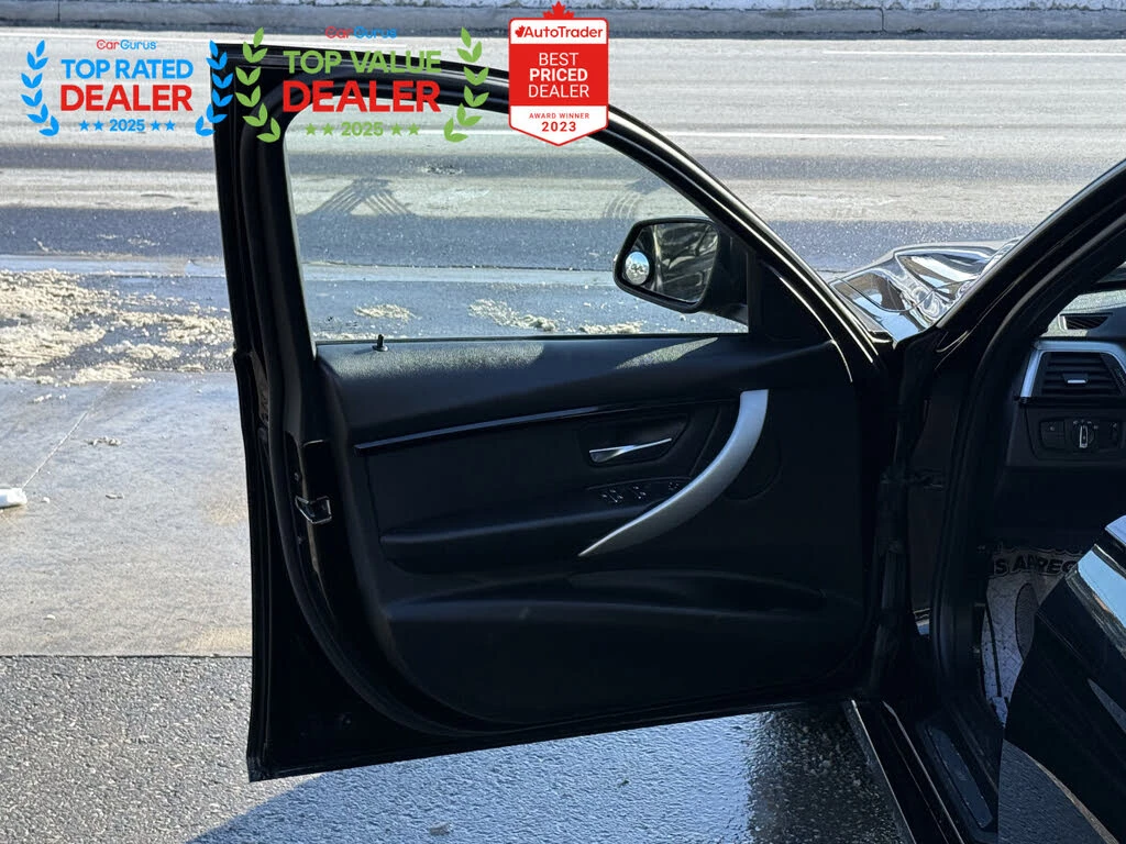 BMW 330 xDrive* AWD* АвтоКредит* (ЦЕНА ДО БГ), снимка 17 - Автомобили и джипове - 53925578