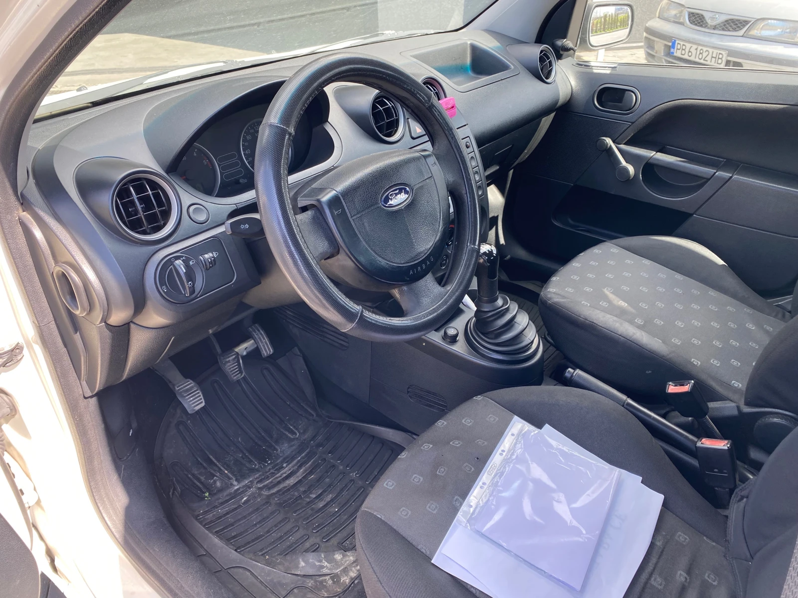 Ford Fiesta, снимка 8 - Автомобили и джипове - 54144960