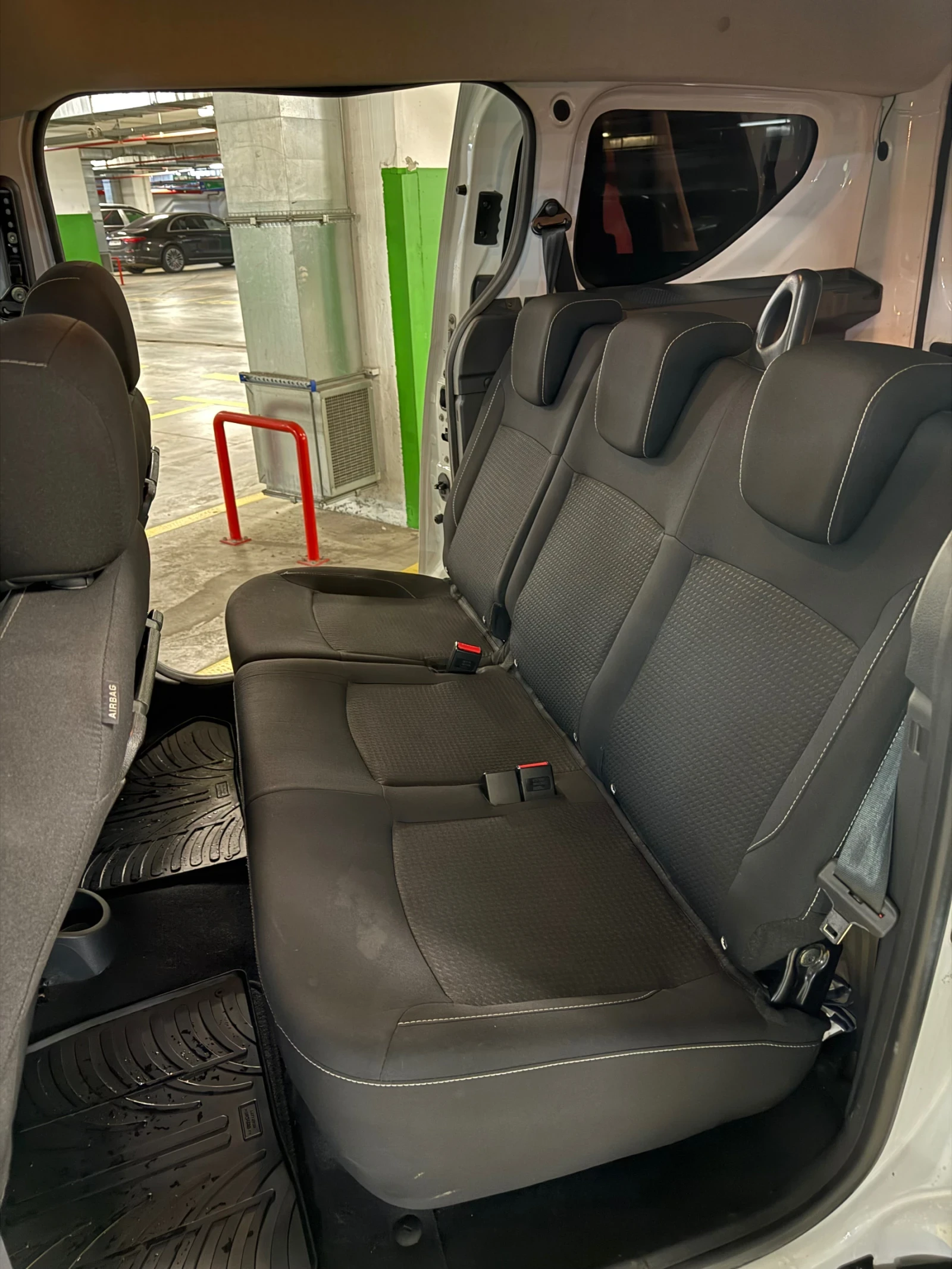 Dacia Dokker, снимка 10 - Автомобили и джипове - 54229475