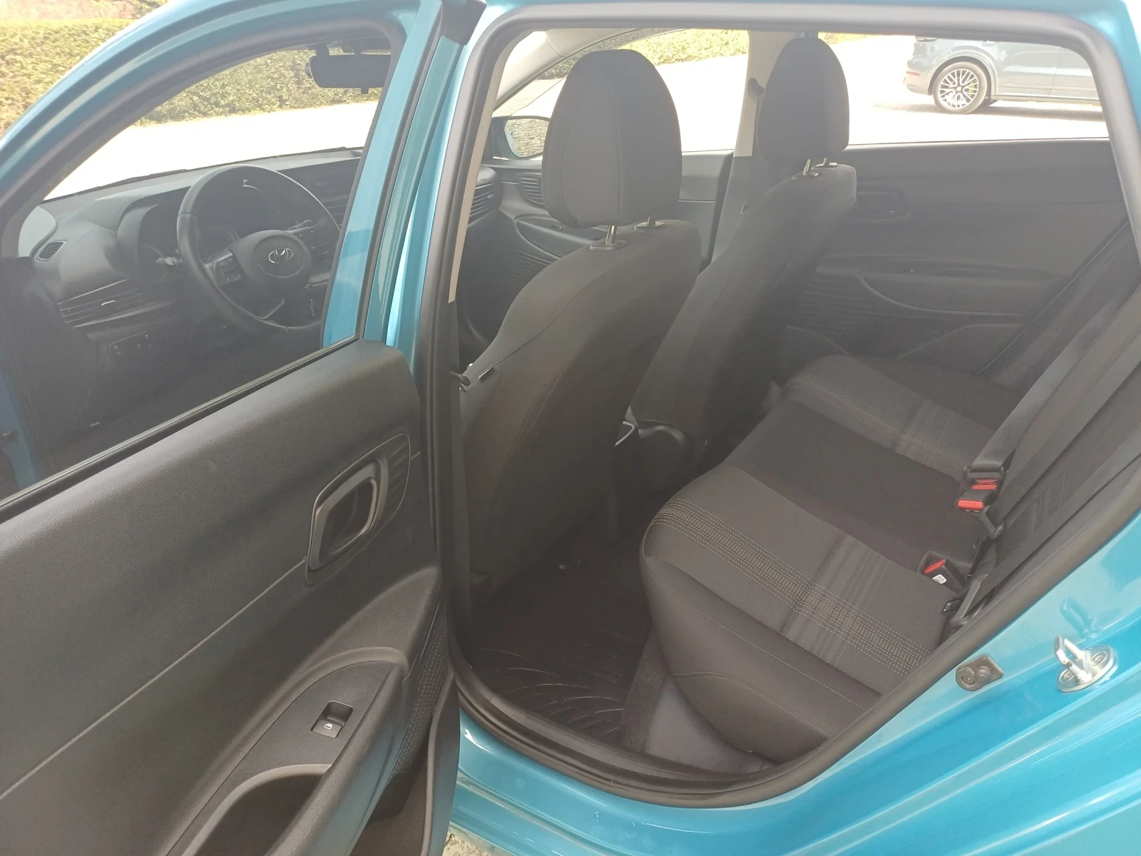 Hyundai I20, снимка 9 - Автомобили и джипове - 54243042