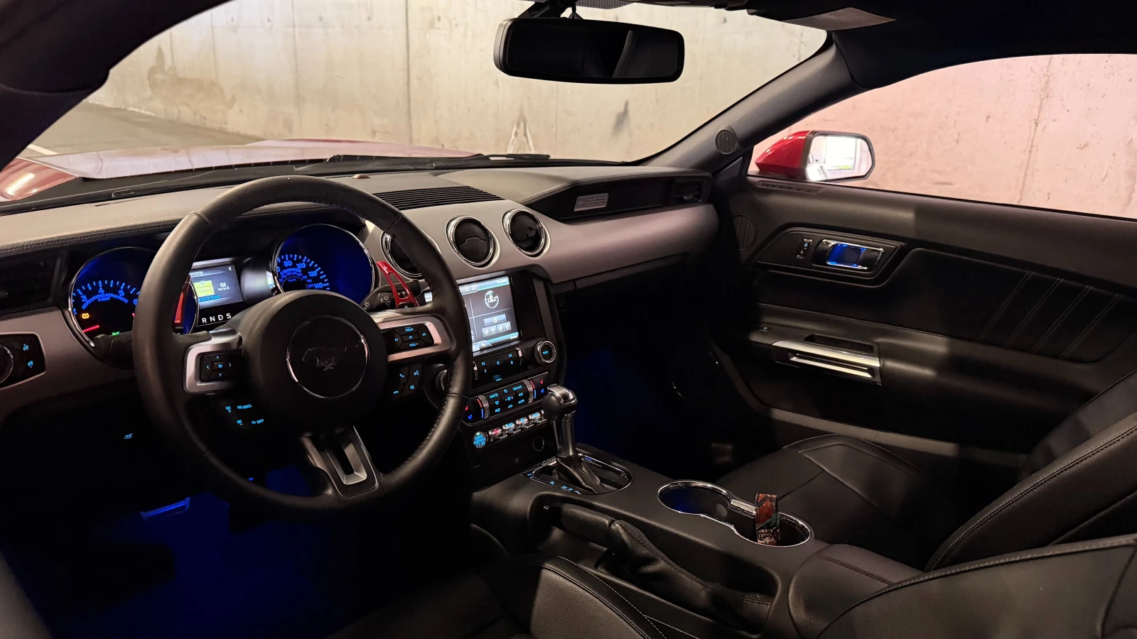 Ford Mustang, снимка 13 - Автомобили и джипове - 54721210