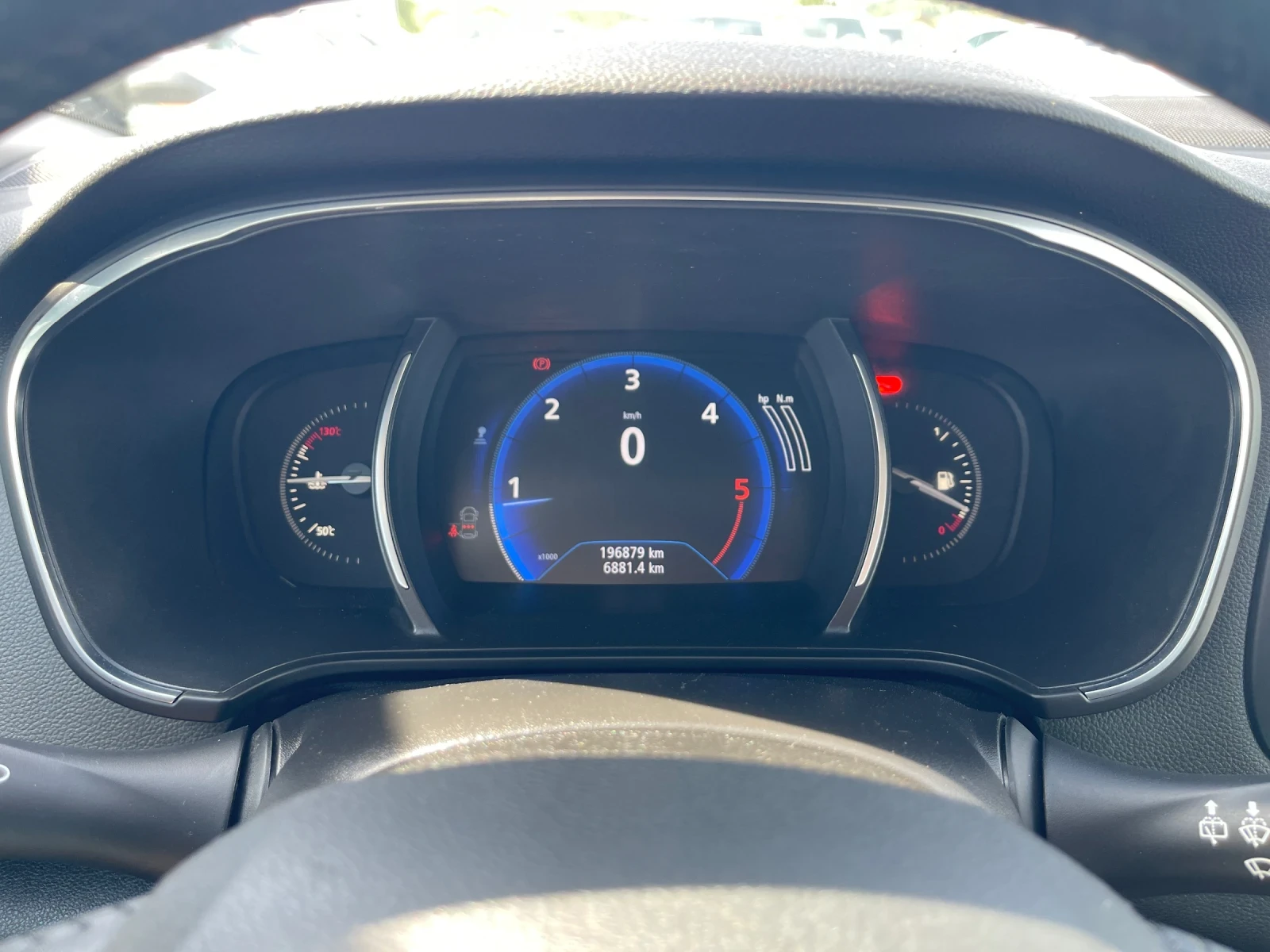 Renault Megane Euro-6!, снимка 12 - Автомобили и джипове - 54826845