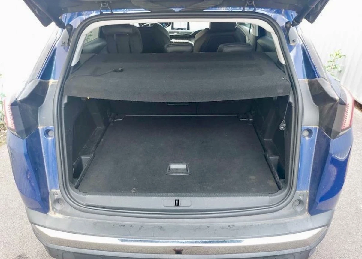 Peugeot 3008 1.5HDI EAT8 Allure, снимка 16 - Автомобили и джипове - 55383503