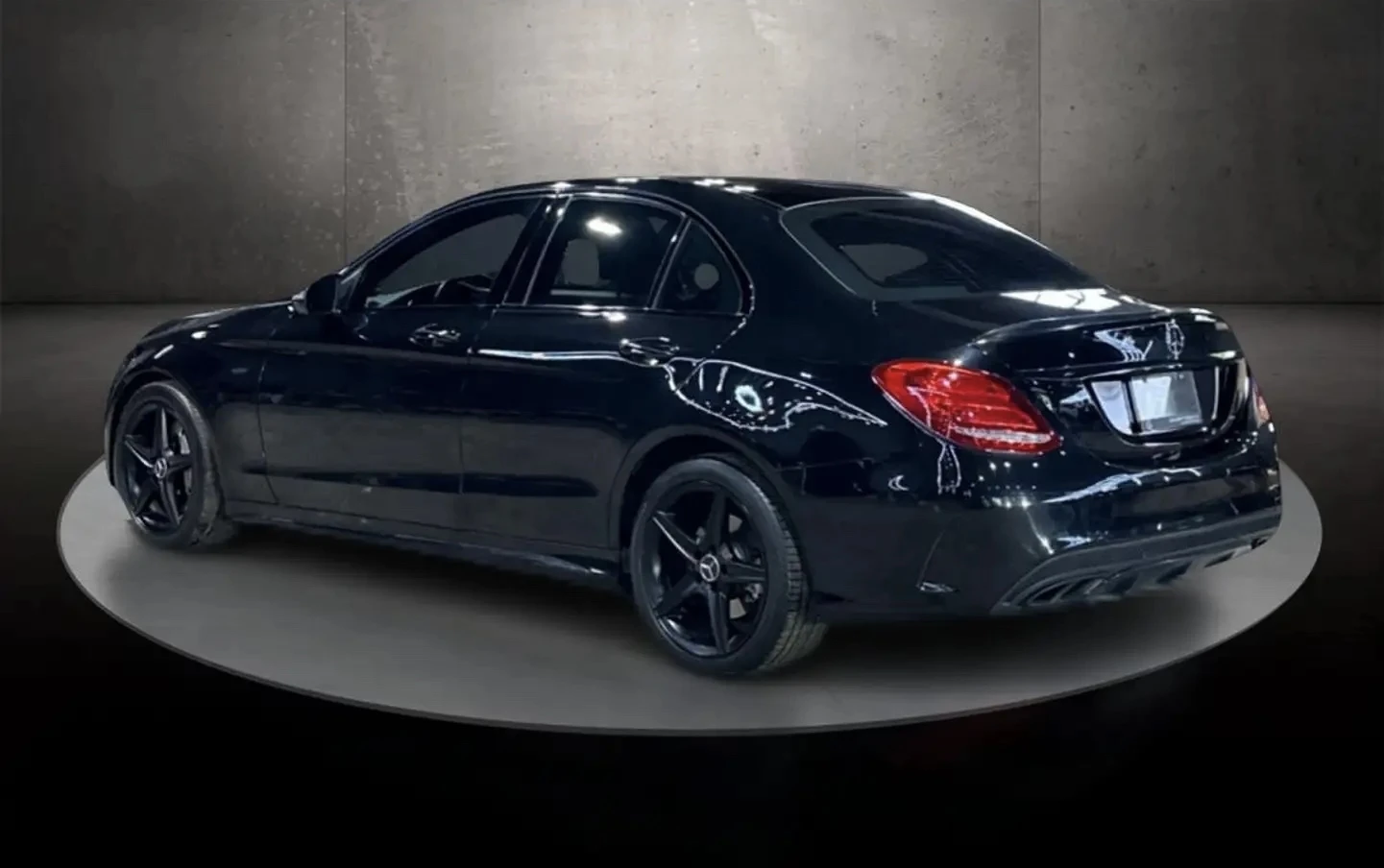 Mercedes-Benz C 300 BURMESTER| ПЪЛЕН AMG-ПАКЕТ| ПАМЕТ| CARFAX, снимка 3 - Автомобили и джипове - 55434836