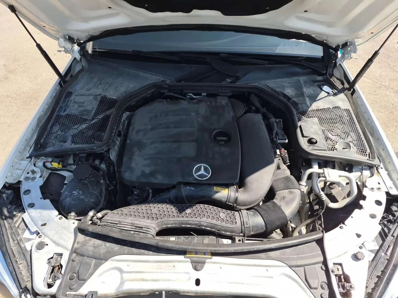 Mercedes-Benz C 300 Coupe * AMG Line * CARFAX * , снимка 15 - Автомобили и джипове - 55470696