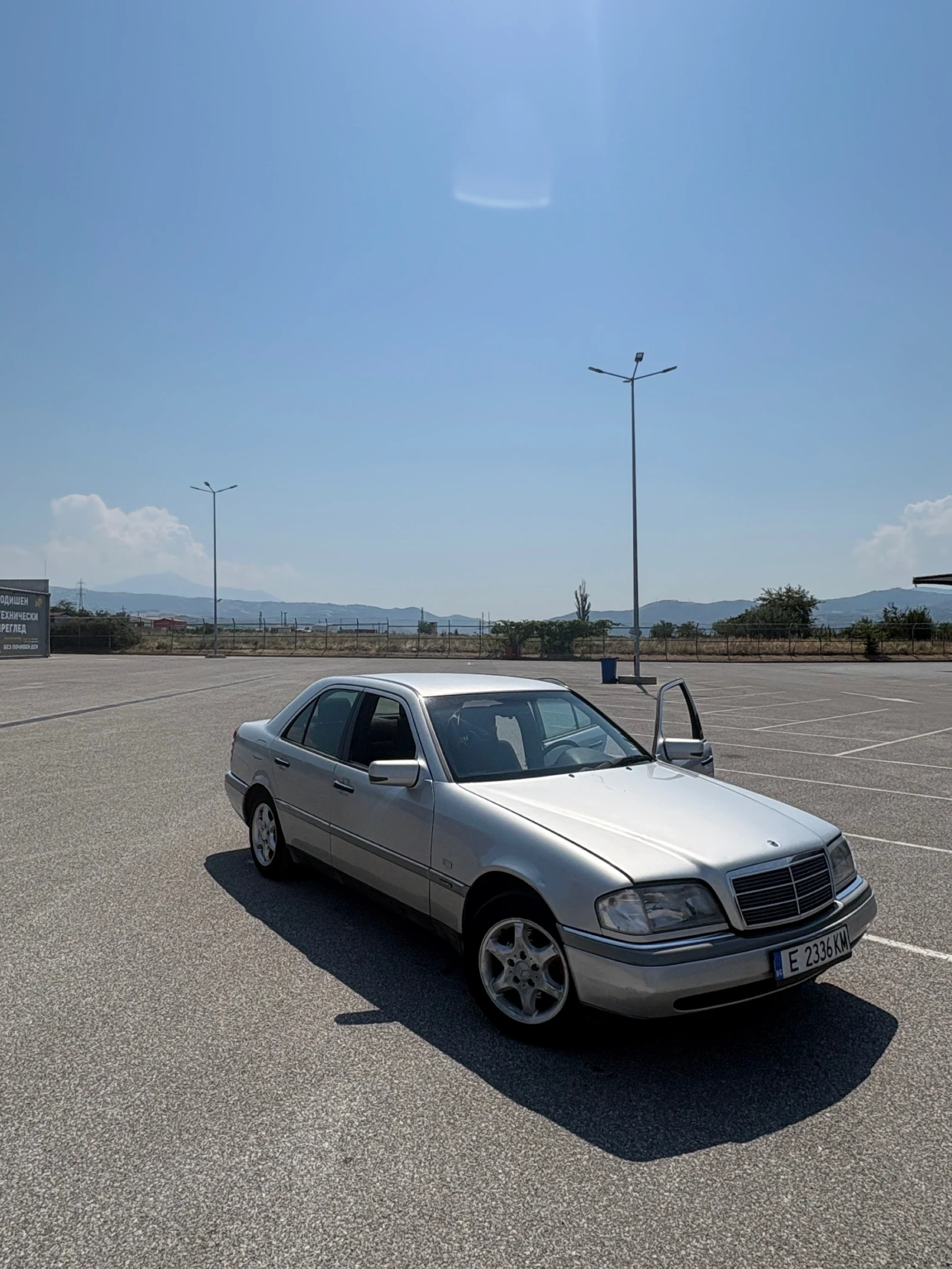 Mercedes-Benz C 220