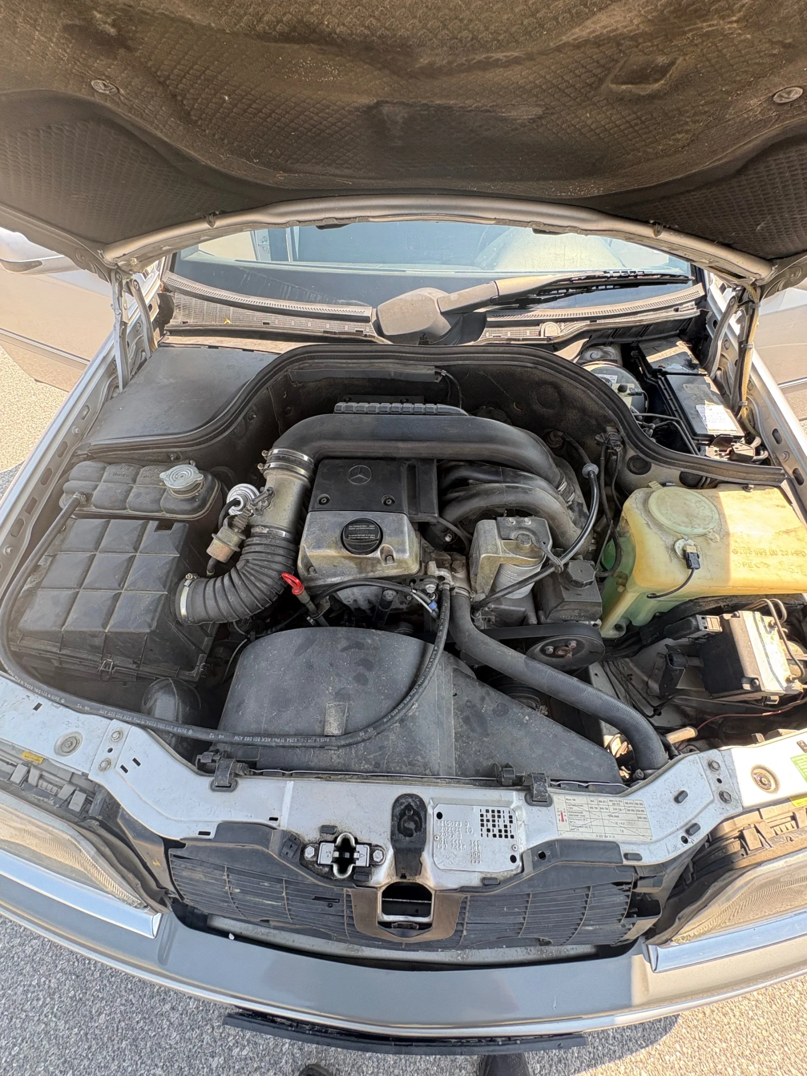 Mercedes-Benz C 220, снимка 10 - Автомобили и джипове - 55705166