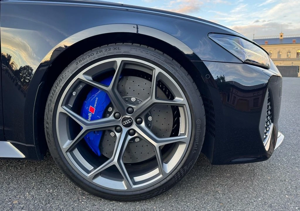 Audi Rs6 Quattro 4.0 V8 Performance Ceramic, снимка 5 - Автомобили и джипове - 55948379