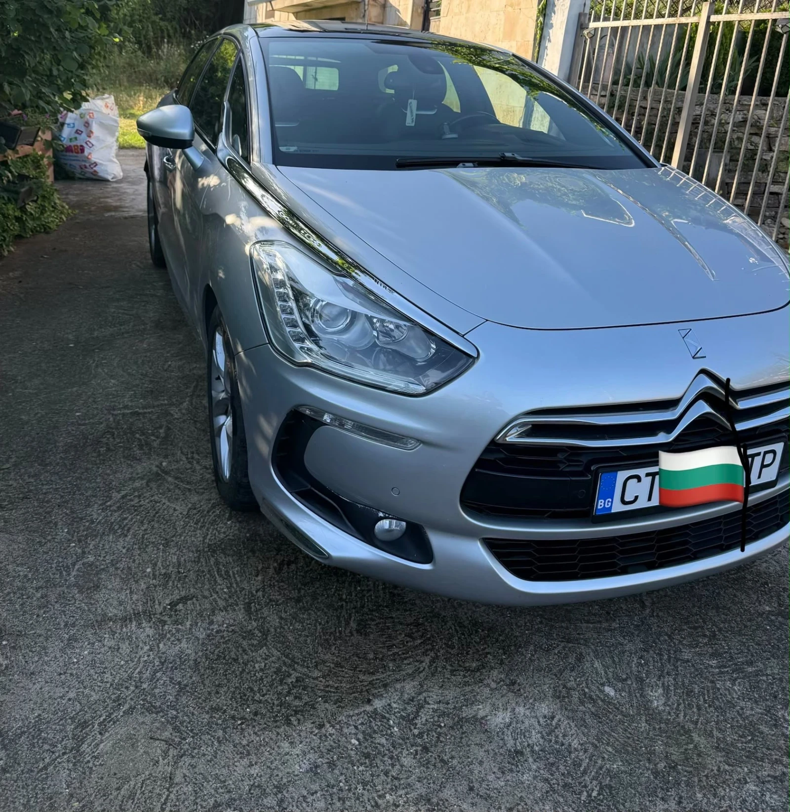 DS DS 5, снимка 2 - Автомобили и джипове - 55984999