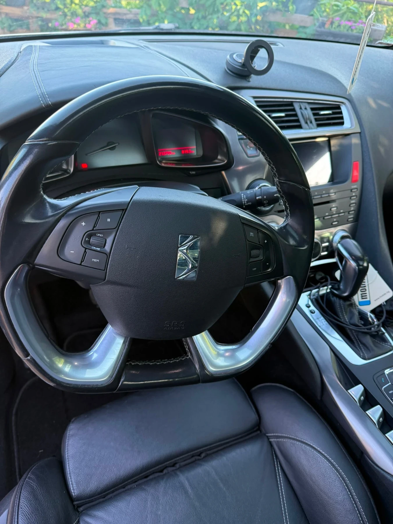 DS DS 5, снимка 6 - Автомобили и джипове - 55984999