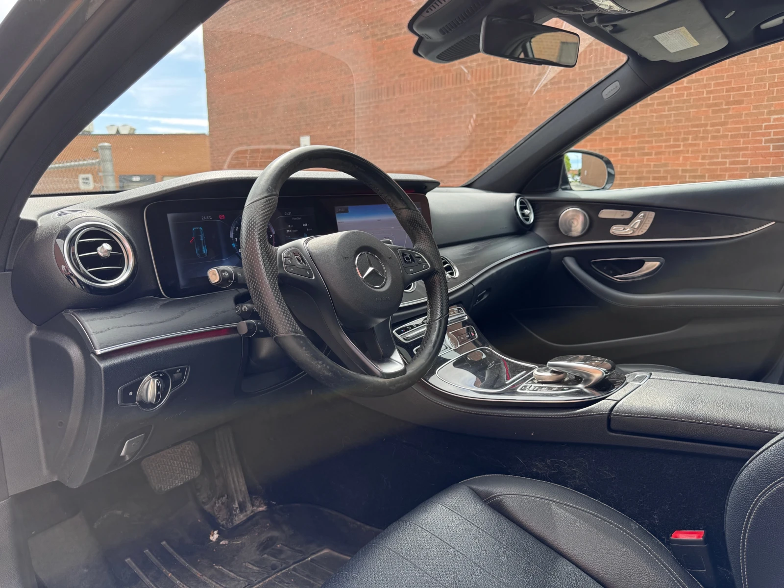 Mercedes-Benz E 300 BURMESTER| ПАМЕТ| АМБИЕНТ| ПАНОРАМА| , снимка 5 - Автомобили и джипове - 56108224