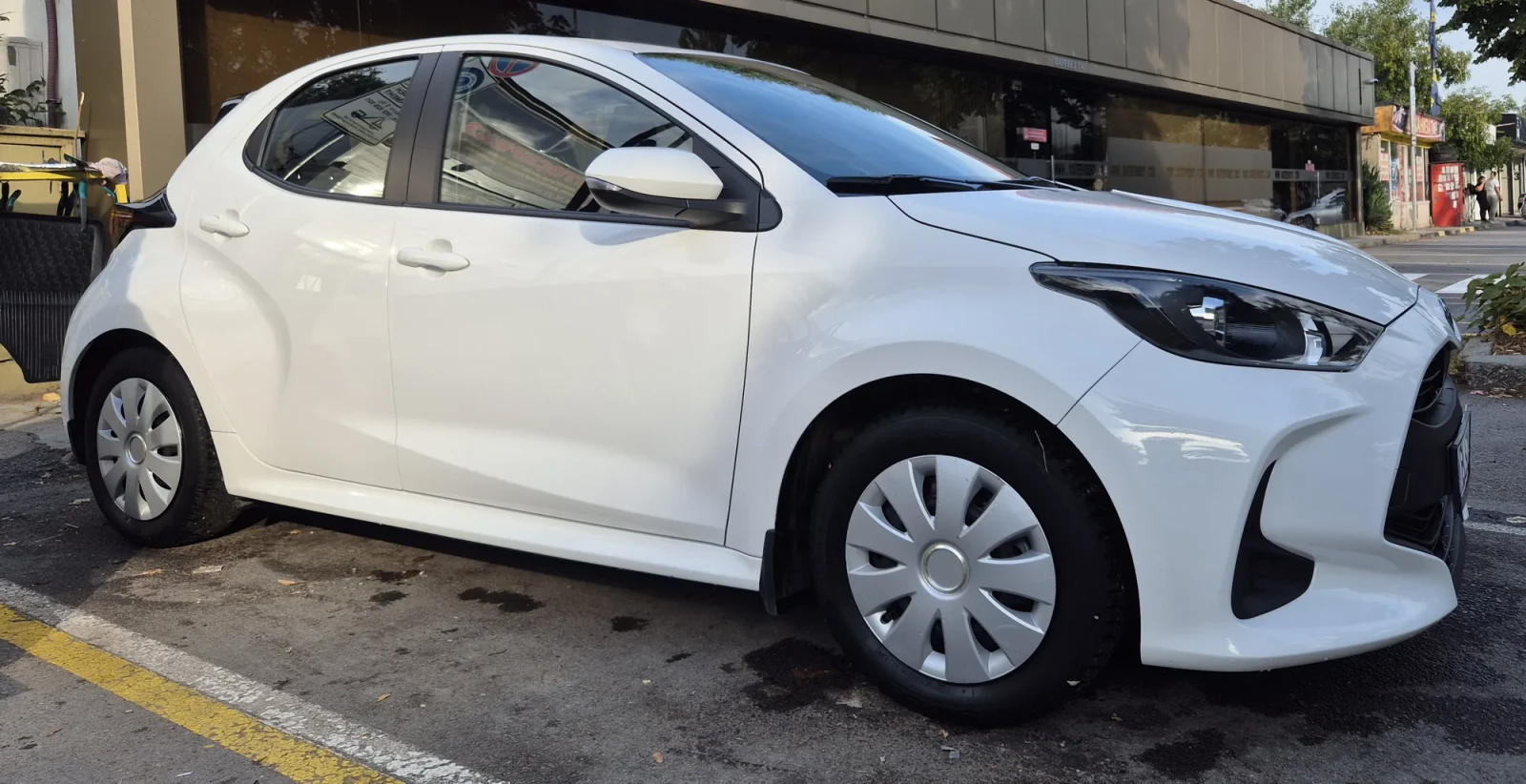 Toyota Yaris, снимка 4 - Автомобили и джипове - 56115629