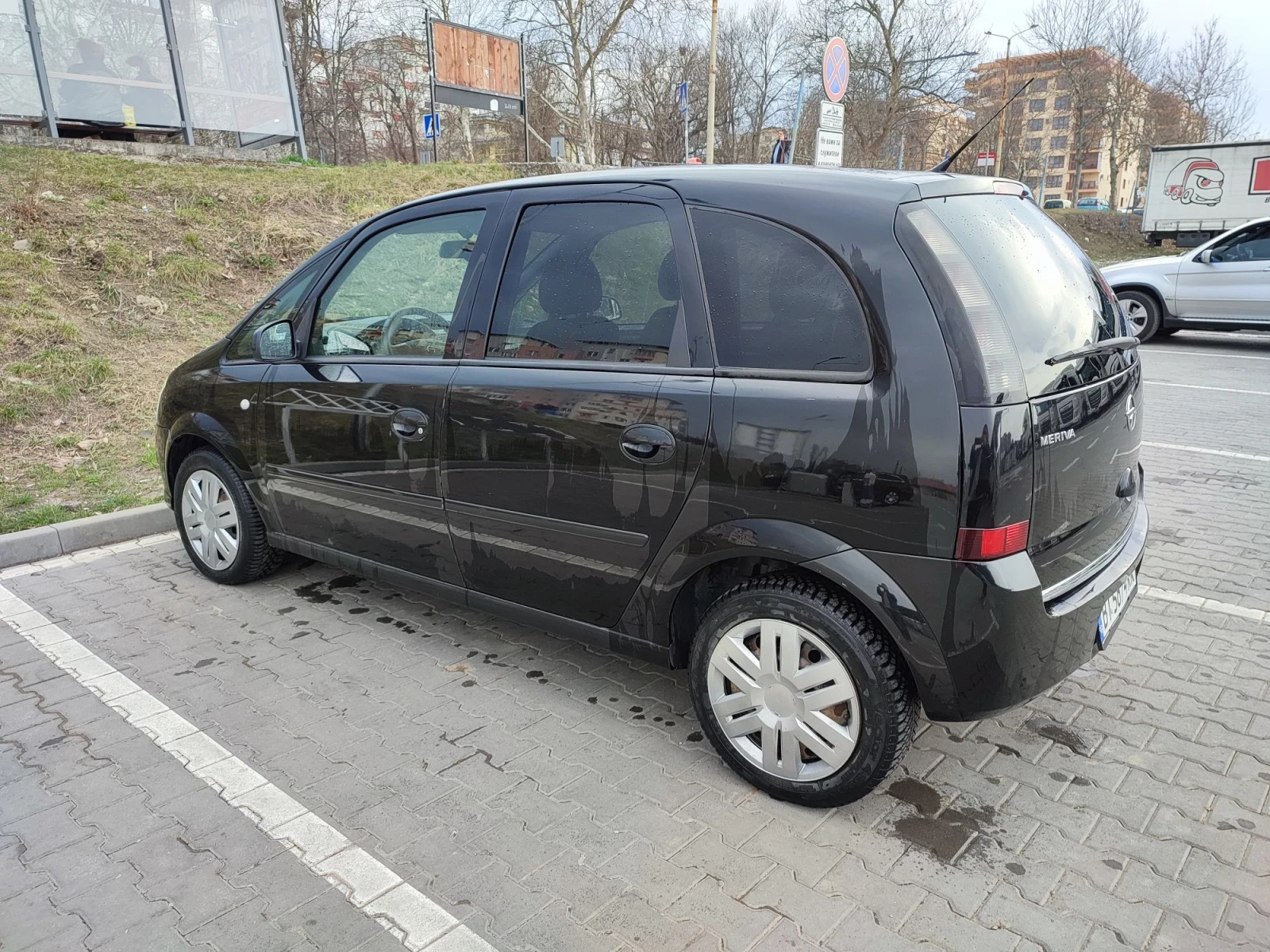 Opel Meriva Мини-ван, снимка 11 - Автомобили и джипове - 56365444